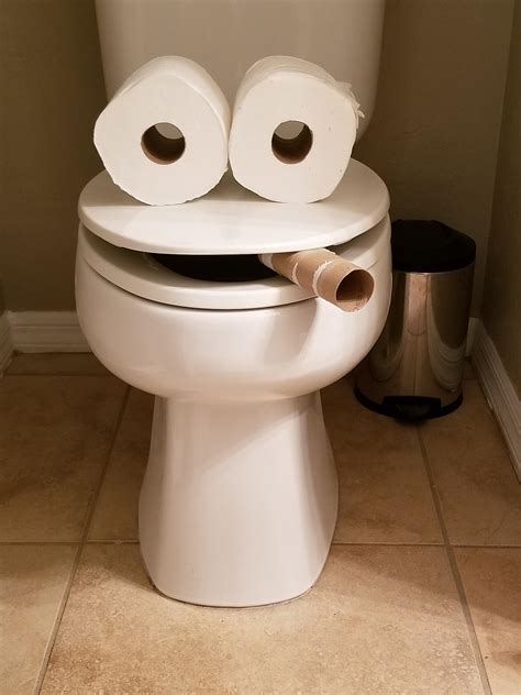 pic of toilet|funny pics of toilets.